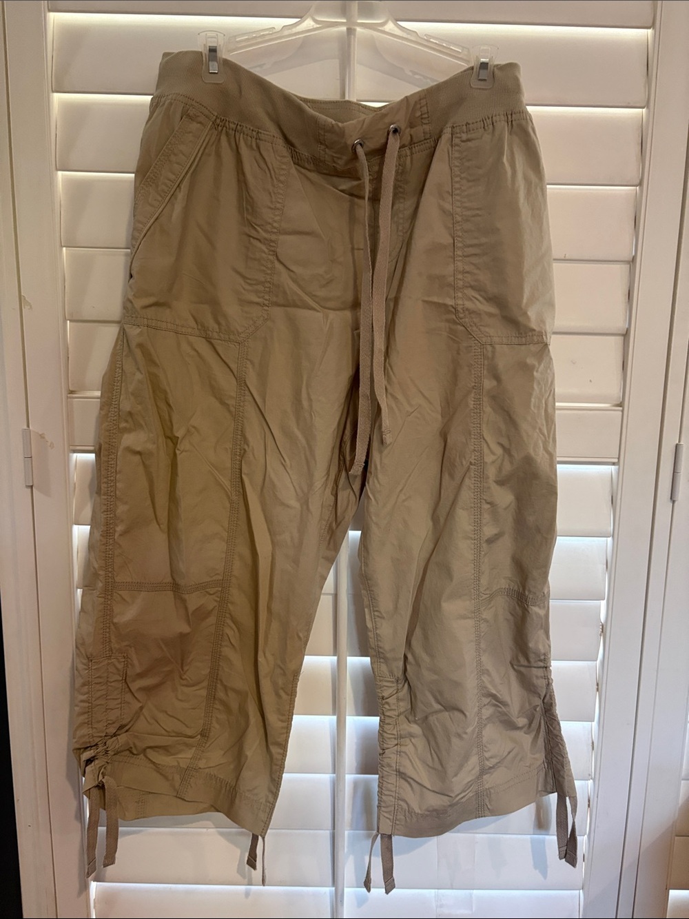 Women’s DKNY  Drawstring Cargo Capris - Khaki Size XL